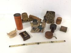 A mixed lot including a Chinese hardstone vase, with carved bird and foliate deoration to body (