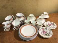 A mixed lot of Wedgwood china, including seven Imalfi pattern teacups (each: 6.5cm), eight