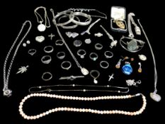 SILVER & YELLOW METAL JEWELLERY and a Plaistow trained nurse medallion, the silver items include