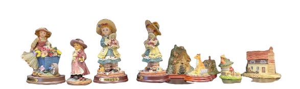 JULIANA COLLECTABLE FIGURES, Lilliput Lane type models, ETC, an assortment of nine