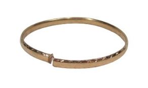 9CT ROSE GOLD LADY'S BANGLE - solid with edge decoration (cut), 19.8grms
