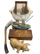 MIXED COLLECTABLES GROUP to include a Crown Ducal pottery planter, wooden and horn wind