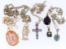 ASSORTED GOLD JEWELLERY comprising 9ct gold pendant on 9K gold chain, 14K cruciform pendant on 9ct