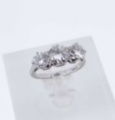 18CT WHITE GOLD THREE STONE DIAMOND RING