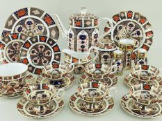 ROYAL CROWN DERBY '1128' JAPAN TEA SERVICE FOR SIX, comprising teapot, sugar bowl, milk jug, tea