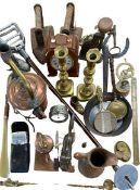 METALWARE - an interesting assortment to include Newlyn type copper jug, 18cms tall, other copper