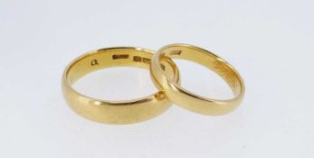 PAIR 22CT GOLD WEDDING BANDS, tot. wt. 10.1g (2)