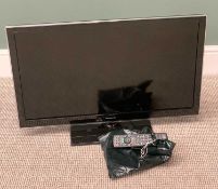 PANASONIC 32ins TV, model TX-32EM5B, with remote control E/T