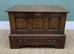 MODERN 18TH CENTURY STYLE WELSH JOINED OAK COFFER BACH, moulded removable lid, paneled sides, drawer