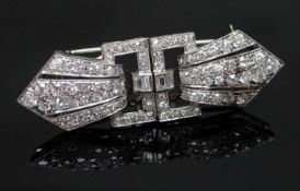 ART DECO DESIGN DIAMOND SET DOUBLE CLIP BROOCH, of openwork, geometric design, set with old