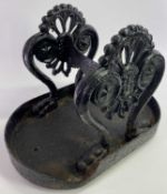 LARGE REGENCY CAST IRON BOOT SCRAPE - 10 Downing Street pattern, 30cms H, 41cms W, 27cms D