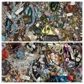 QUALITY COSTUME JEWELLERY COLLECTION - as displayed on two trays to include colourful diamante, gold