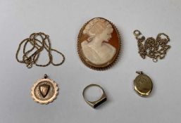 9CT GOLD & OTHER JEWELLERY GROUP, 6 ITEMS - to include a carved shell cameo, 5.5 x 4.5cms, 2 x
