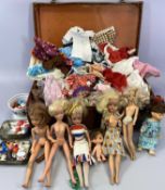 SINDY/BARBIE TYPE DOLLS with a large assortment of clothing and accessories in a vintage suitcase