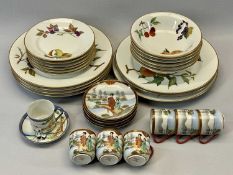 ROYAL WORCESTER EVESHAM DINNERWARE, approximately 20 pieces, Japanese eggshell china,