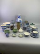 MIXED STONEWARE, POTTERY & PORCELAIN GROUP - to include a banded jug and bowl, T G Green Clover