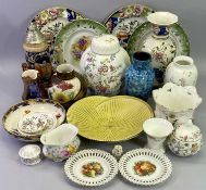 DECORATIVE POTTERY & PORCELAIN GROUP - a Wedgwood Avebury ginger jar and cover, stylish mid-