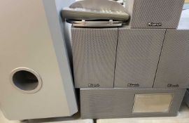 HIFI & AUDIO EQUIPMENT - Bench KH2222 surround sound system with remote control