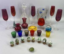 MIXED GLASS & STONEWARE COLLECTABLES - to include a mallet form decanter with stopper having