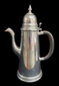 QUEEN ANNE-STYLE IRISH SILVER COFFEE POT, Royal Irish Silver Co., Dublin 1971, tapering circular