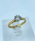 18CT GOLD DIAMOND SOLITAIRE RING, the single claw set diamond measuring 0.5cts approx., ring size N,