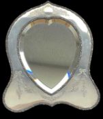 EDWARD VII SILVER DRESSING TABLE MIRROR, Goldsmiths & Silversmiths Co., London 1904, of cartouche