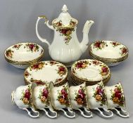 ROYAL ALBERT OLD COUNTRY ROSES TEAWARE - approximately 25 pieces