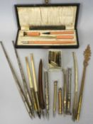 COLLECTION OF ANTIQUE / VINTAGE PENS AND PENCILS, including a cased desk set.