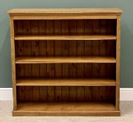 MODERN LIGHT WOOD ADJUSTABLE SHELF BOOKCASE - 122cms H, 125cms W, 36cms D