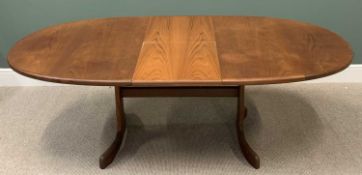 G-PLAN TEAK EXTENDING DINING TABLE, 72cms H, 163cms W, 107cms D (closed)