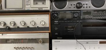 HIFI EQUIPMENT - Leak Delta FM Tuner, Leak Stereo 30 Plus amplifier, Hitachi Instavision portable