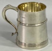 LONDON SILVER RIBBED TANKARD 1927 - indistinct maker's mark, 11.25cms H top of handle, 9cms base