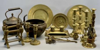 A CAST BRASS INK STAND, the twin ink wells with hinged covers, 24cms W, a Victorian copper kettle,