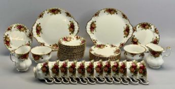 ROYAL ALBERT OLD COUNTRY ROSES TEA SERVICE - 41 pieces