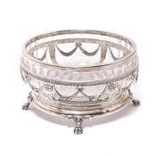 Schale. Wien, 1872-1922, Victor Nuber | Silber, farbloses Glas.
