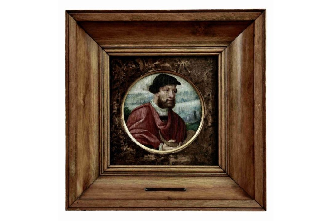 Qualitätvolles Tondo mit dem Bildnis eines Mannes mit Horn, Niederländischer Meister, um 1520/30