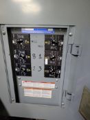 Square D Circuit Breaker Box w Six Circuit Breakers