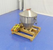 Conical Hopper with Discharge Tube