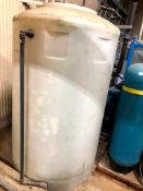 500 Gallon Chem-Tainer Poly Tank