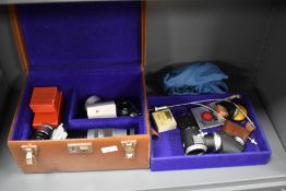 A leather case containing Leica Visoflex I housing and viewer focusing mount, a Hienz Klift Tel-