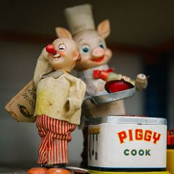 Vintage and Retro Toys and Models including Railwayana 1