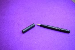A Mabie Todd & Co Blackbird Self filler Leverfill fountain pen, in BHR (slightly discoloured) a