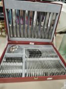 A canteen of cutlery.