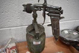An Aid spray gun