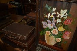 A fire screen and two vintage suitcases