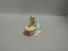 A Beswick Beatrix Potter figure Anna Maria BP2 gold Oval
