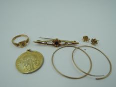 A small selection of gold and yellow metal including bar brooch stamped 9ct, small 15ct gold