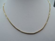 A 9ct gold box chain, approx 18' & 7.4g