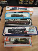 Five 00 gauge Loco's and Carriage, Hornby Rolling Road, Bachmann 4-6-0 Manor Class, Airfix Great