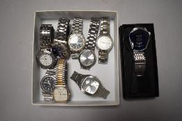 A selection of gentlemans wristwatches including Casio Accurist and Aviatime etc
